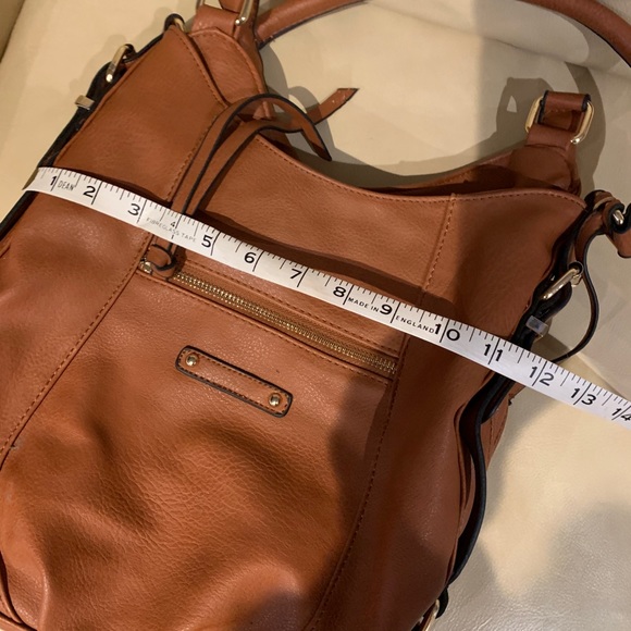 Brown  zippered purse - Picture 8 of 10